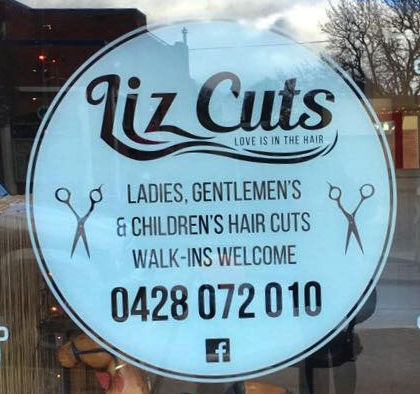 Liz cuts hairdresser in Deloraine